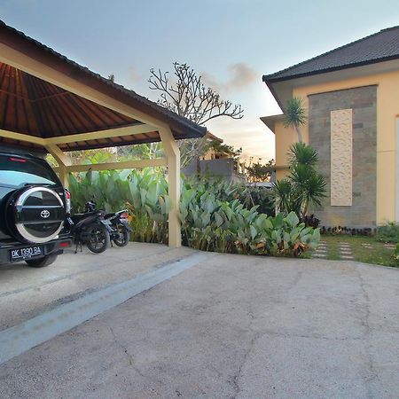 Villa Damai Jimbaran Rum bild