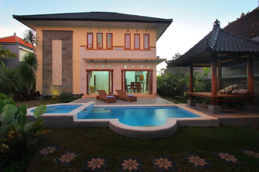 Villa Damai Jimbaran Rum bild